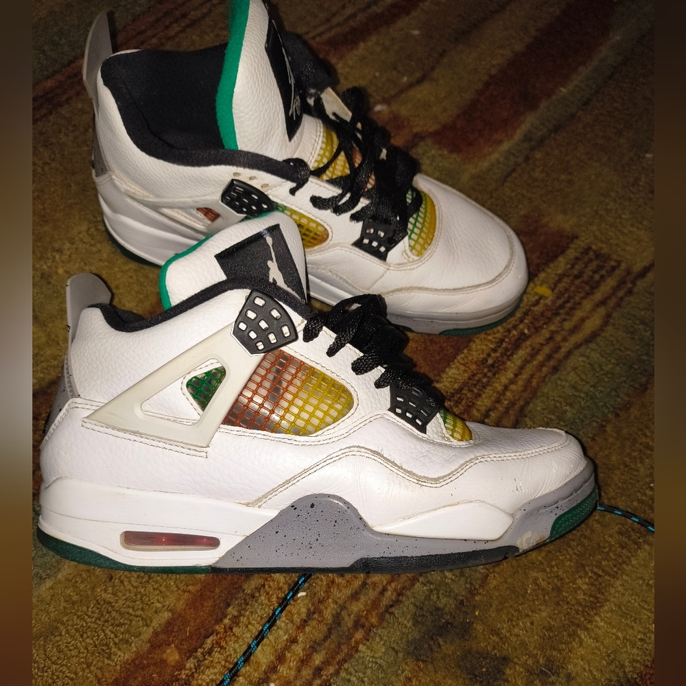 Jordan 4 Lucid Green